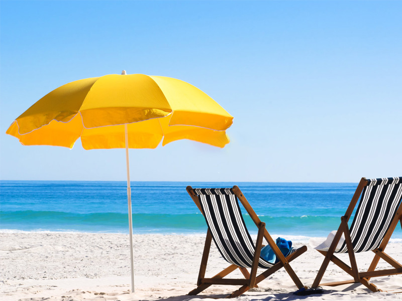 Choose beach chairs with different moods